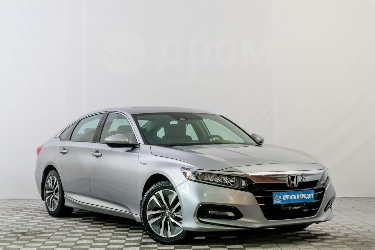 Honda Accord, 10 поколение