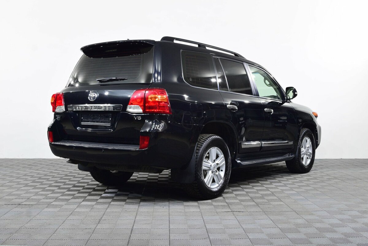 Toyota Land Cruiser, 2014