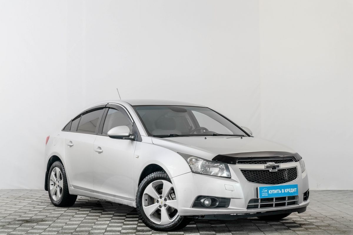 Chevrolet Cruze, 1 поколение