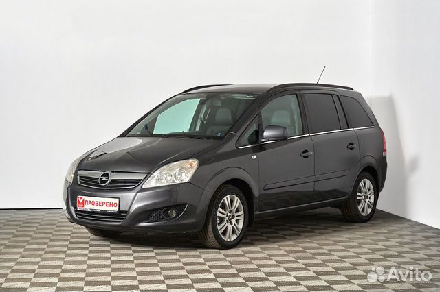 Opel Zafira, 2011