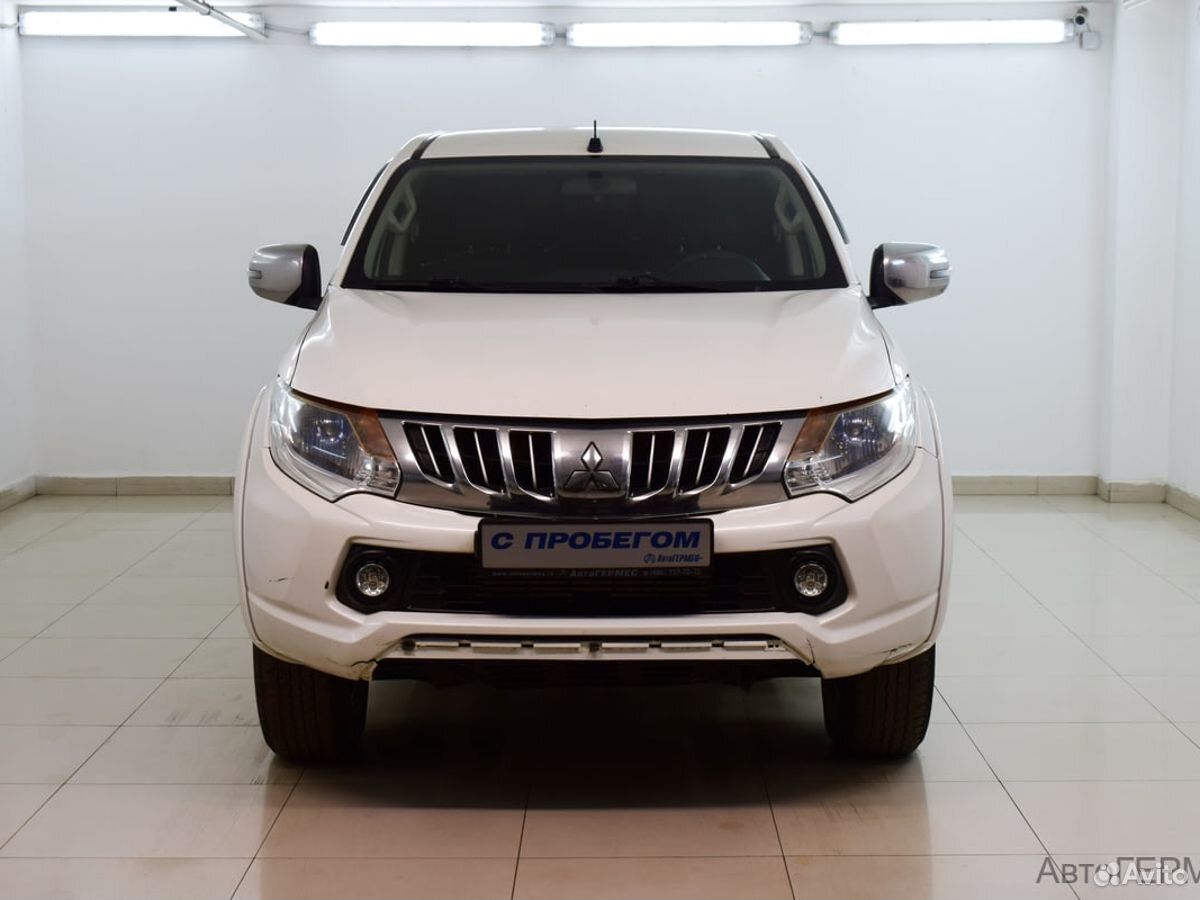 Mitsubishi L200, 2015