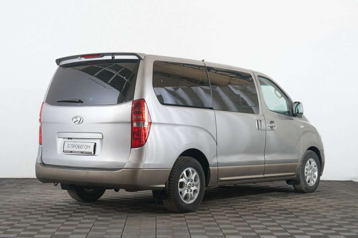 Hyundai Grand Starex, 2011