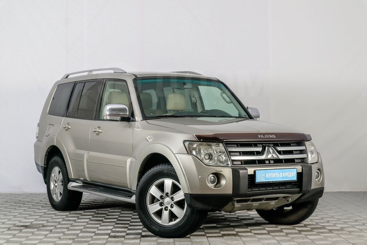 Mitsubishi Pajero, 4 поколение